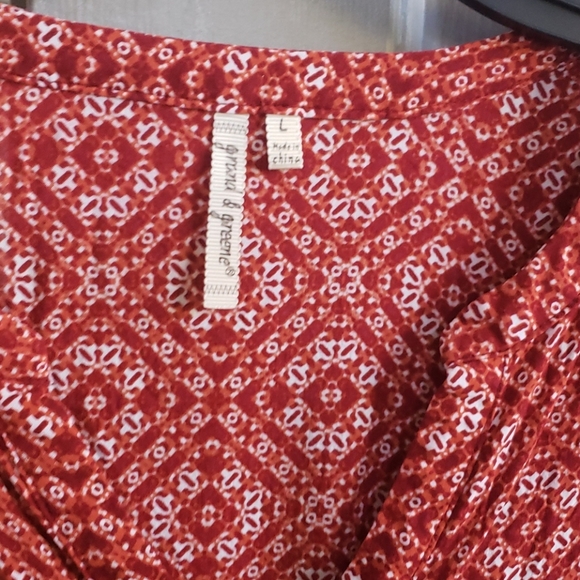 Anthropologie V neck blouse - Picture 2 of 3